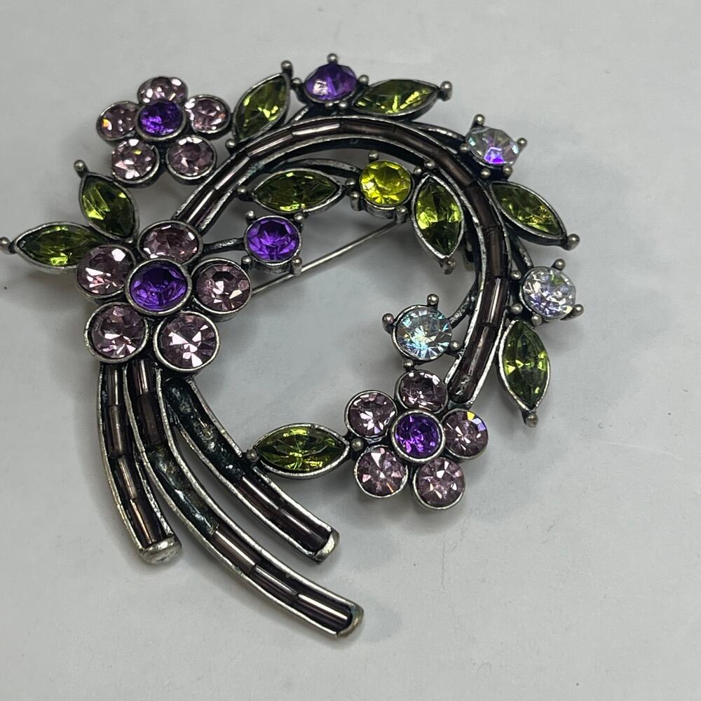 Brooch pin costume jewelry burnished siler tone gray floral flowers rhinestone